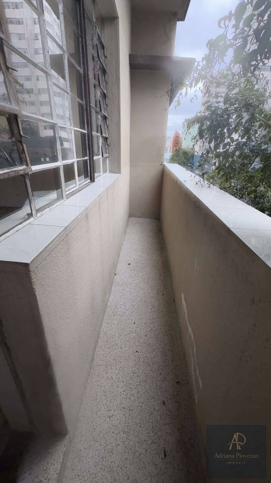  - Apartamento 3 quartos e sacada, com 95,33m2 no Centro.
