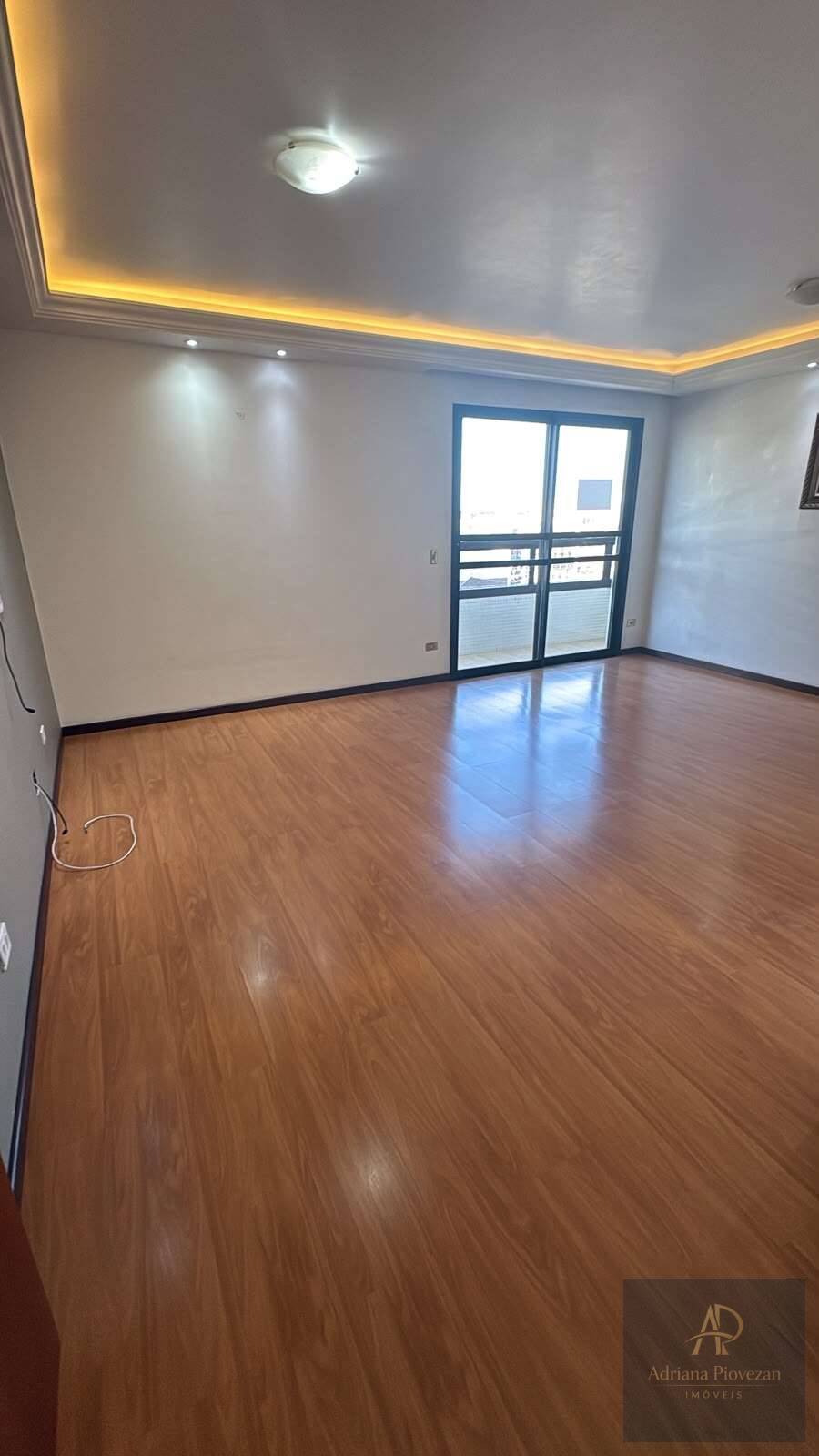  - Apartamento à venda em Curitiba, ao lado do CLUBE CURITIBANO, com 4 quartos, 131m²