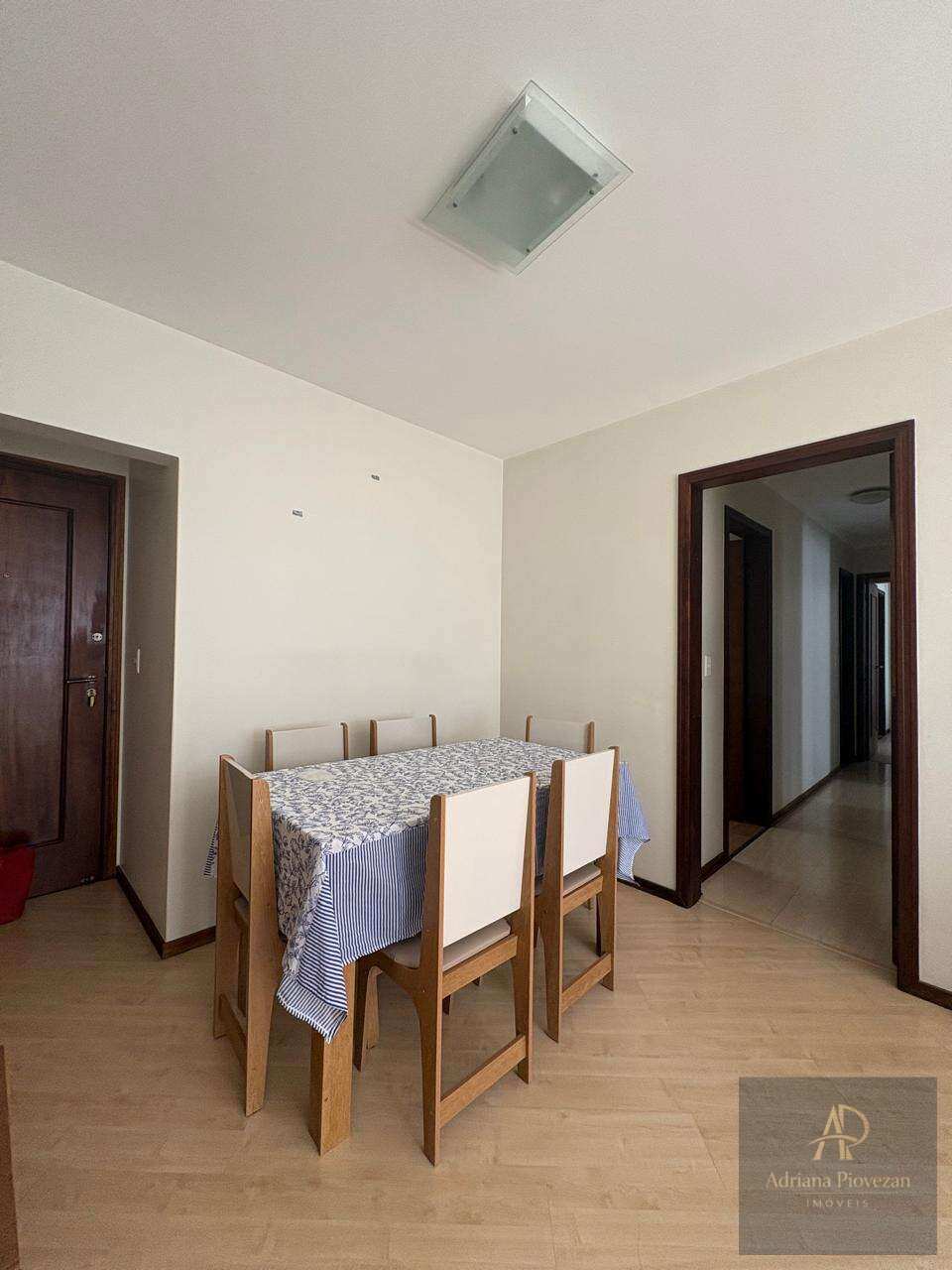 Apartamento à venda com 3 quartos - Bigorrilho,Curitiba