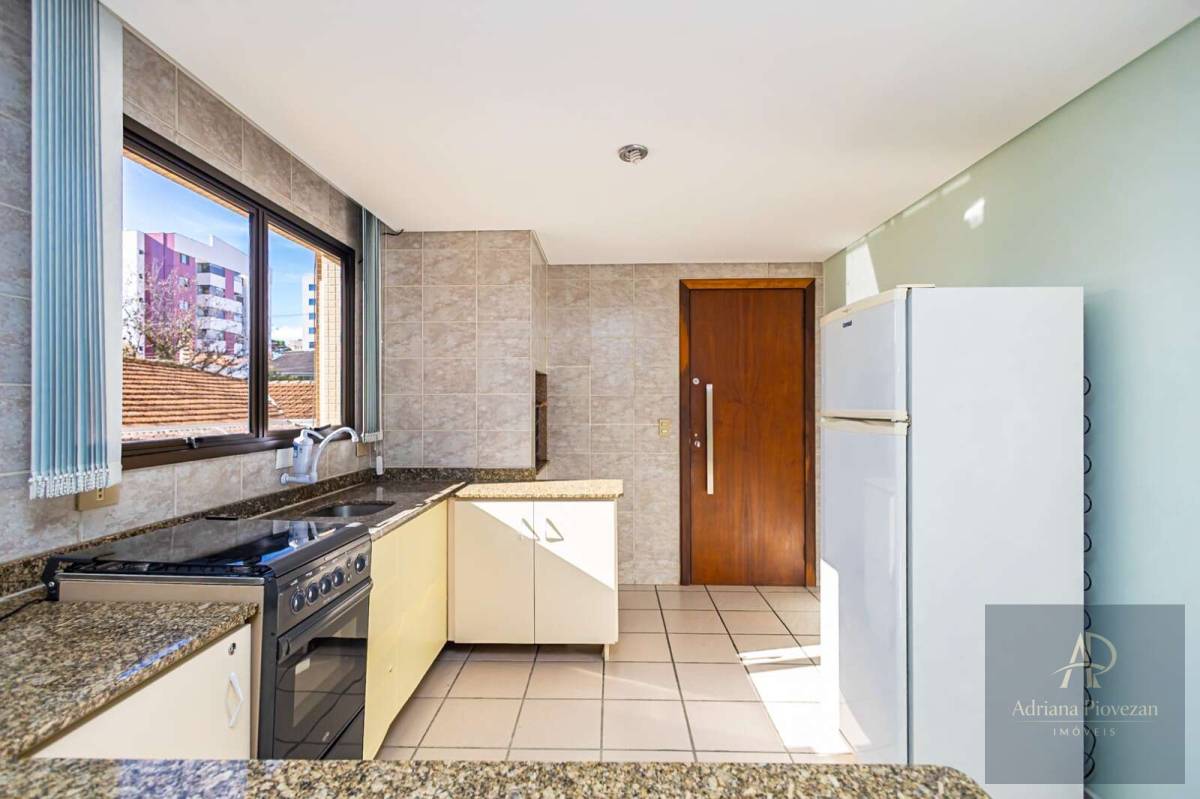 Apartamento à venda com 3 quartos, 152,67m² - Bacacheri,Curitiba