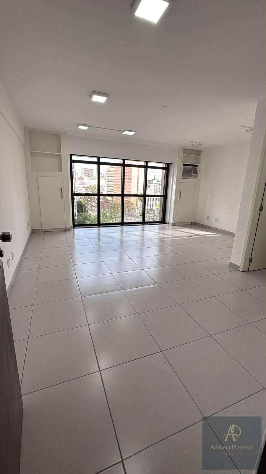 Conjunto Comercial para alugar, 44m² - Centro Cívico,Curitiba