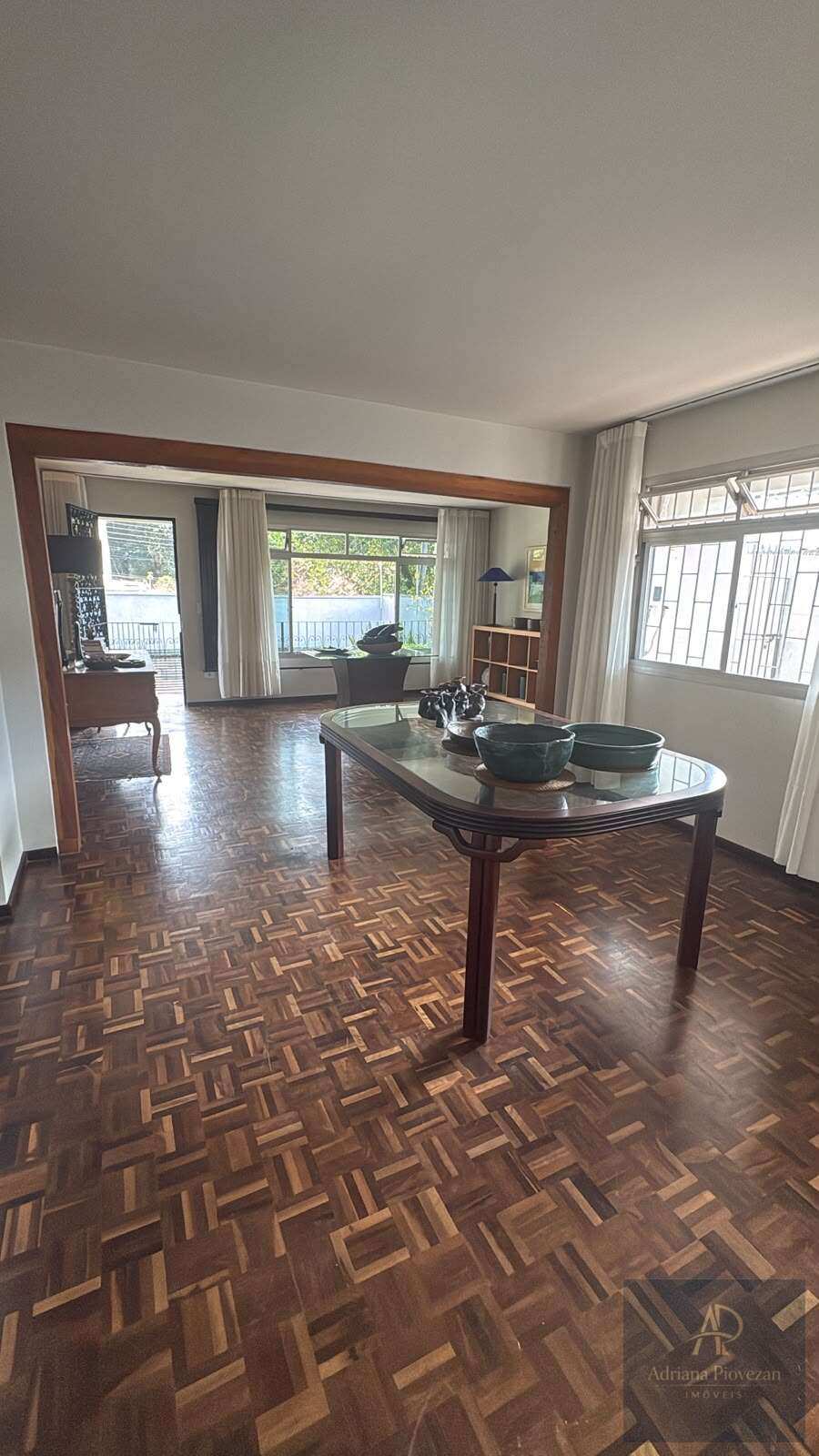 Imóveis Comerciais para alugar - Mossunguê,Curitiba