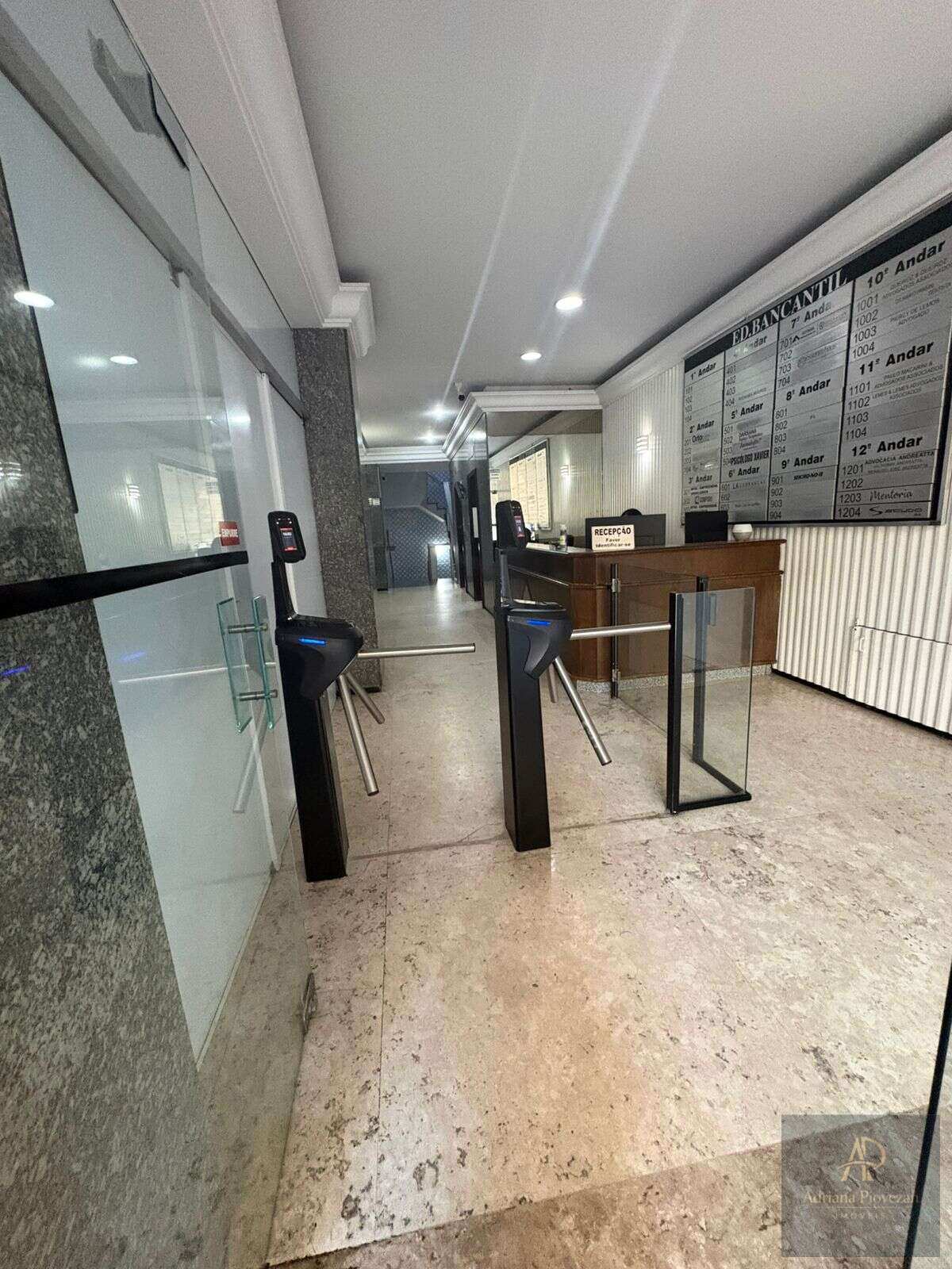 Sala comercial à venda em Curitiba, Centro, 141,48m² - Adriana Piovezan Imóveis