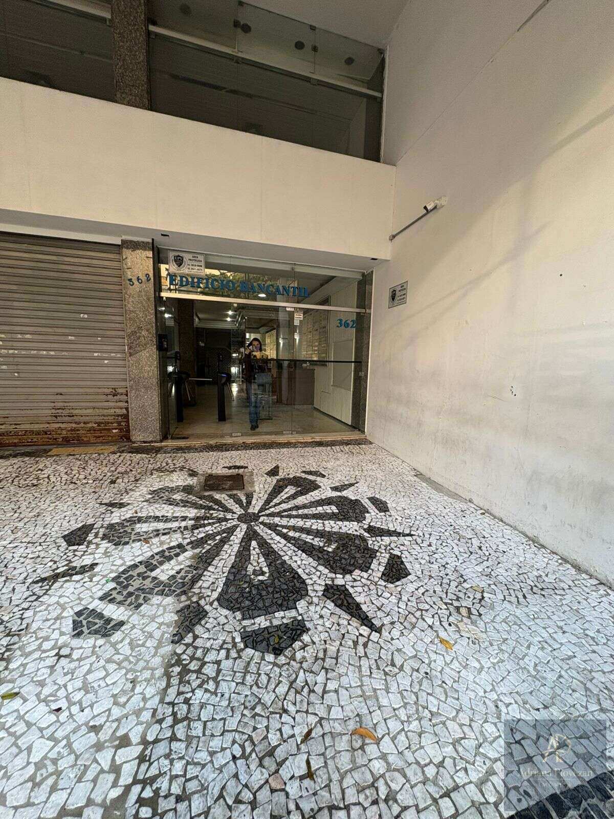  - Sala comercial à venda em Curitiba, Centro, 141,48m²