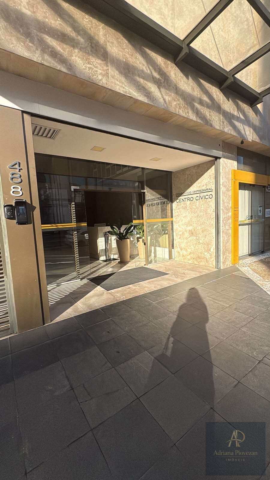  - Sala comercial para alugar no Centro Cívico, 56,20m²