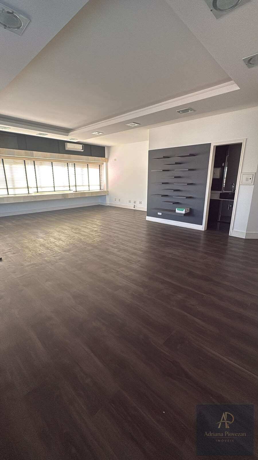 Sala comercial para alugar, 56,20m² - Centro Cívico,Curitiba