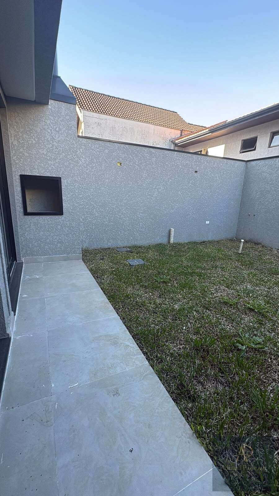 Sobrado em condomínio à venda com 3 quartos, 184m² - Vista Alegre,Curitiba