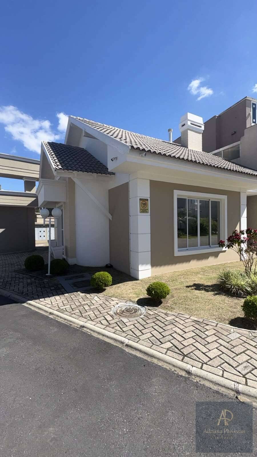  - Terreno em Condomínio à venda, 251,23m²